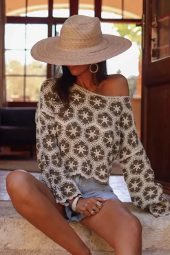 Shop Top Charlotte macramé kaki Tops